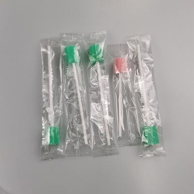 Farbcodierte Mundpflege-Tupfer – Einzeln verpackte, runde Schwammspitzen in Blumenform (Grün/Rosa) für medizinische und häusliche Anwendung
