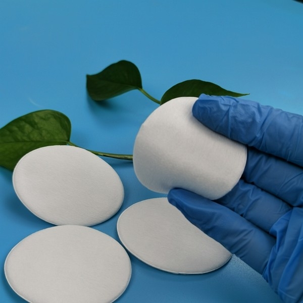 100/500 Stück Make-up Wattepads in Großpackung, hypoallergen, runde Vlies-Gesichtspads mit Reisetasche